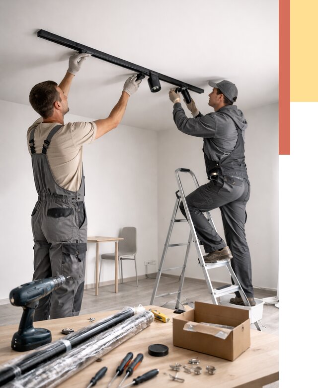 Установка трековых светильников в натяжной потолок в Благовещенске от 4362 руб. | ОТДЕЛОЧНИК-Бгв